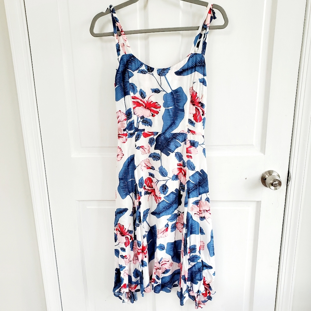 Collectif palm leaf hibiscus tropical sun dress
